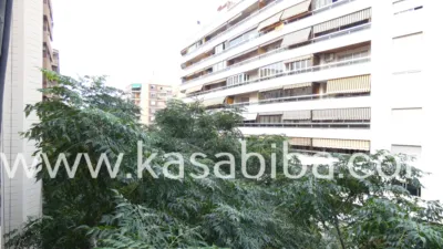 Apartment on Carrer de Guillem de Castro photo 48