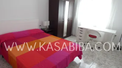 Apartment on Carrer de Guillem de Castro photo 53