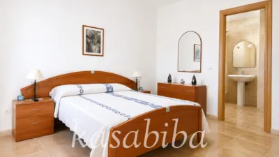 Detached house on Calle Diputación photo 21