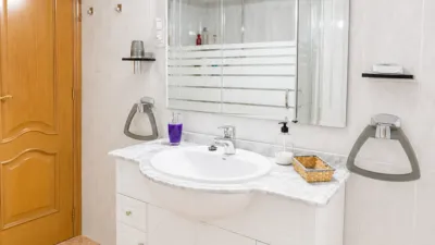 Apartment on Carrer de Ramon Llull photo 19