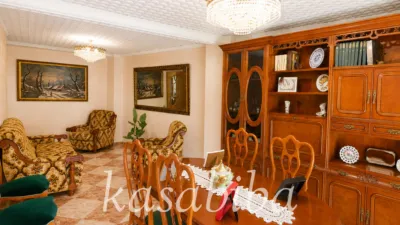 Apartment on Carrer de Ramon Llull photo 3