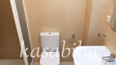 Flat on Baron de Campolivar Street photo 14