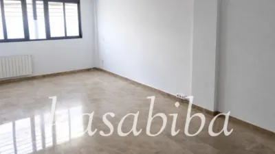 Flat on Baron de Campolivar Street photo 19