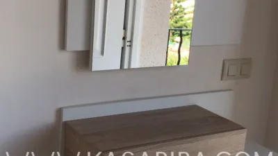 Chalet en venta en Urbanización Balcon de Montroy Ii Avd/ Vella Montroy, Real de 210.000 €