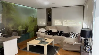 Detached house on Calle Sansomáin photo 9