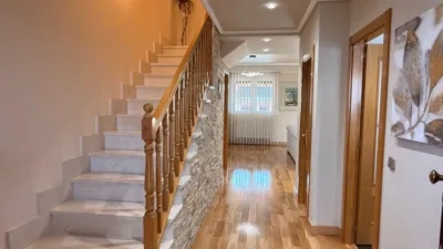 Semi-detached house in Paseo Cierzo photo 4