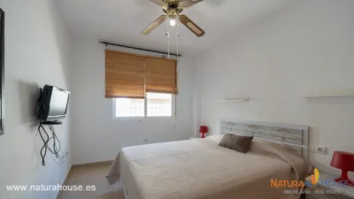 Apartment on San Fernando Street photo 21