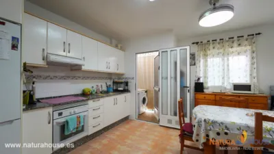 Semi-detached house on Calle de Mina Militara photo 15