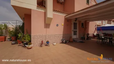 Semi-detached house on Calle de Mina Militara photo 4