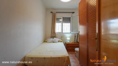 Semi-detached house on Calle de Mina Militara photo 35