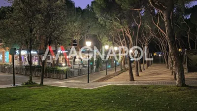 Chalet pareado en alquiler en Próxima A Centro Comercial y Zona de Colegios, Encinar de los Reyes (La Moraleja) de 5.500 €<span>/mes</span>