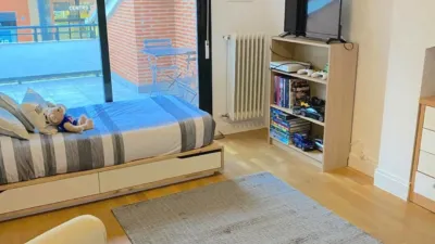Chalet pareado en alquiler en Próxima A Centro Comercial y Zona de Colegios, Encinar de los Reyes (La Moraleja) de 5.500 €<span>/mes</span>