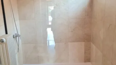 Chalet pareado en alquiler en Próxima A Centro Comercial y Zona de Colegios, Encinar de los Reyes (La Moraleja) de 5.500 €<span>/mes</span>