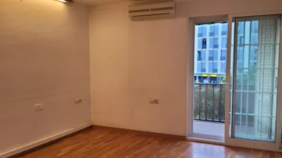 Apartment on Carrer de Girona photo 2