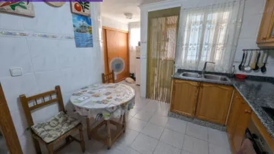 Semi-detached chalet in Onil photo 5