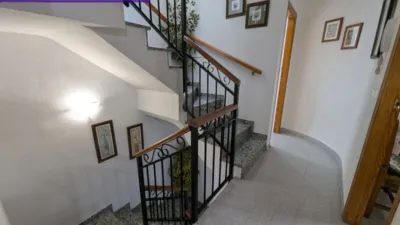 Semi-detached chalet in Onil photo 9