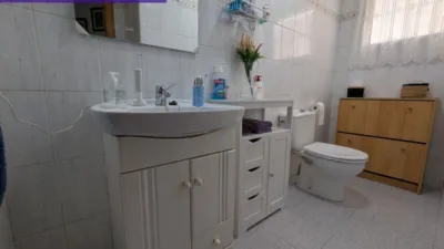 Semi-detached chalet in Onil photo 8