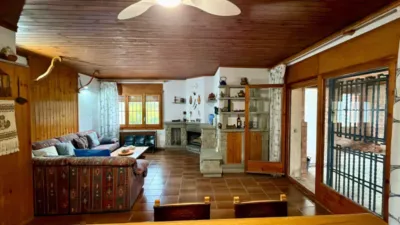 Detached family home in Tavèrnoles photo 41
