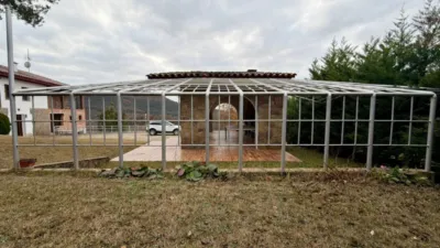 Detached family home in Tavèrnoles photo 10