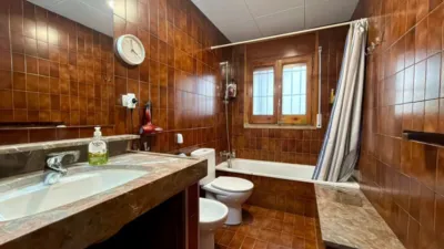 Detached family home in Tavèrnoles photo 59