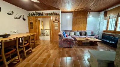 Detached family home in Tavèrnoles photo 43