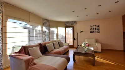 Duplex on Carrer de Sant Jaume photo 22