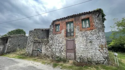 Casa en venta en Calle San Roque, Número 55, San Roque del Acebal (Llanes) de 97.000 €