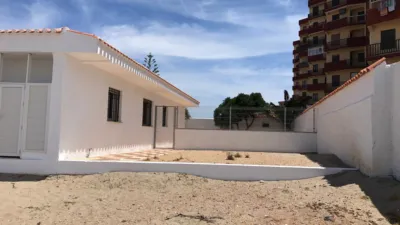 Chalet en venta en Polígono y 201, Número 201, Km 3-Km 6 (La Manga del Mar Menor) de 480.000 €