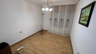 Piso en alquiler en Semicentro, Centro-Villacerrada-Pajarita (Albacete Capital) de 850 €<span>/mes</span>