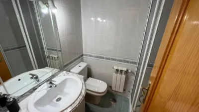 Piso en alquiler en Semicentro, Centro-Villacerrada-Pajarita (Albacete Capital) de 850 €<span>/mes</span>