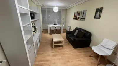 Piso en alquiler en Semicentro, Centro-Villacerrada-Pajarita (Albacete Capital) de 850 €<span>/mes</span>