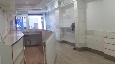 Local comercial en venta en Centro - Vista 2