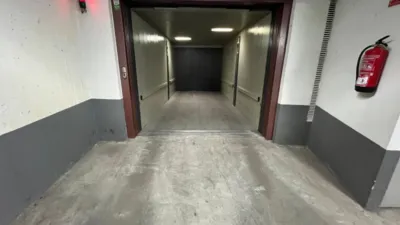 Garaje en venta en Fátima-Franciscanos - Vista 2