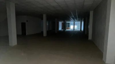 Local comercial en venta en Caudete - Vista 2