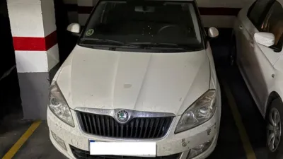 Garaje en venta en Carretas - Vista 2