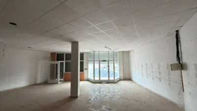 Local comercial en venta en Caudete - Vista 2