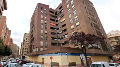 Local comercial en venta en Hospital-Parque Sur - Vista 2