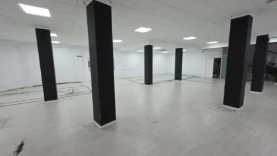 Local comercial en venta en Centro-Villacerrada-Pajarita - Més