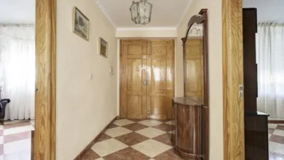 House on Calle Real photo 14