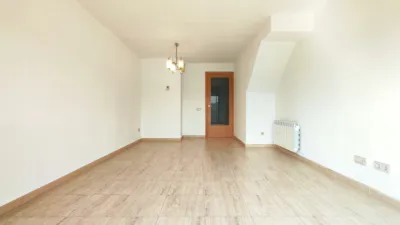 Duplex in Carrer de Barberà del Vallès photo 15