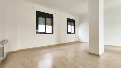 Duplex in Carrer de Barberà del Vallès photo 53