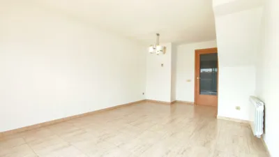 Duplex in Carrer de Barberà del Vallès photo 14