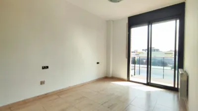 Duplex in Carrer de Barberà del Vallès photo 34