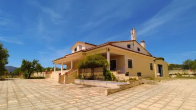 Chalet in Castalla photo 2