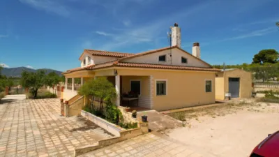 Chalet in Castalla photo 3