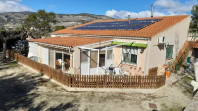Casa – Onil, Polígono Industrial La Marjal, l'Alcoià - Vista 2