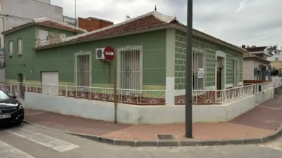 Chalet on Calle de Alejandro Medina, 16 photo 2