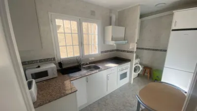 Habitación en alquiler en Carrer Alfons II, Cappont (Lleida Capital) de 235 €<span>/mes</span>