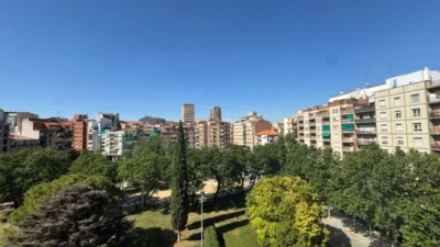 Piso en venta en Carrer Taquigraf Marti, Xalets-Humbert Torres (Lleida Capital) de 160.000 €