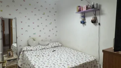 Piso en venta en Carrer Taquigraf Marti, Xalets-Humbert Torres (Lleida Capital) de 160.000 €